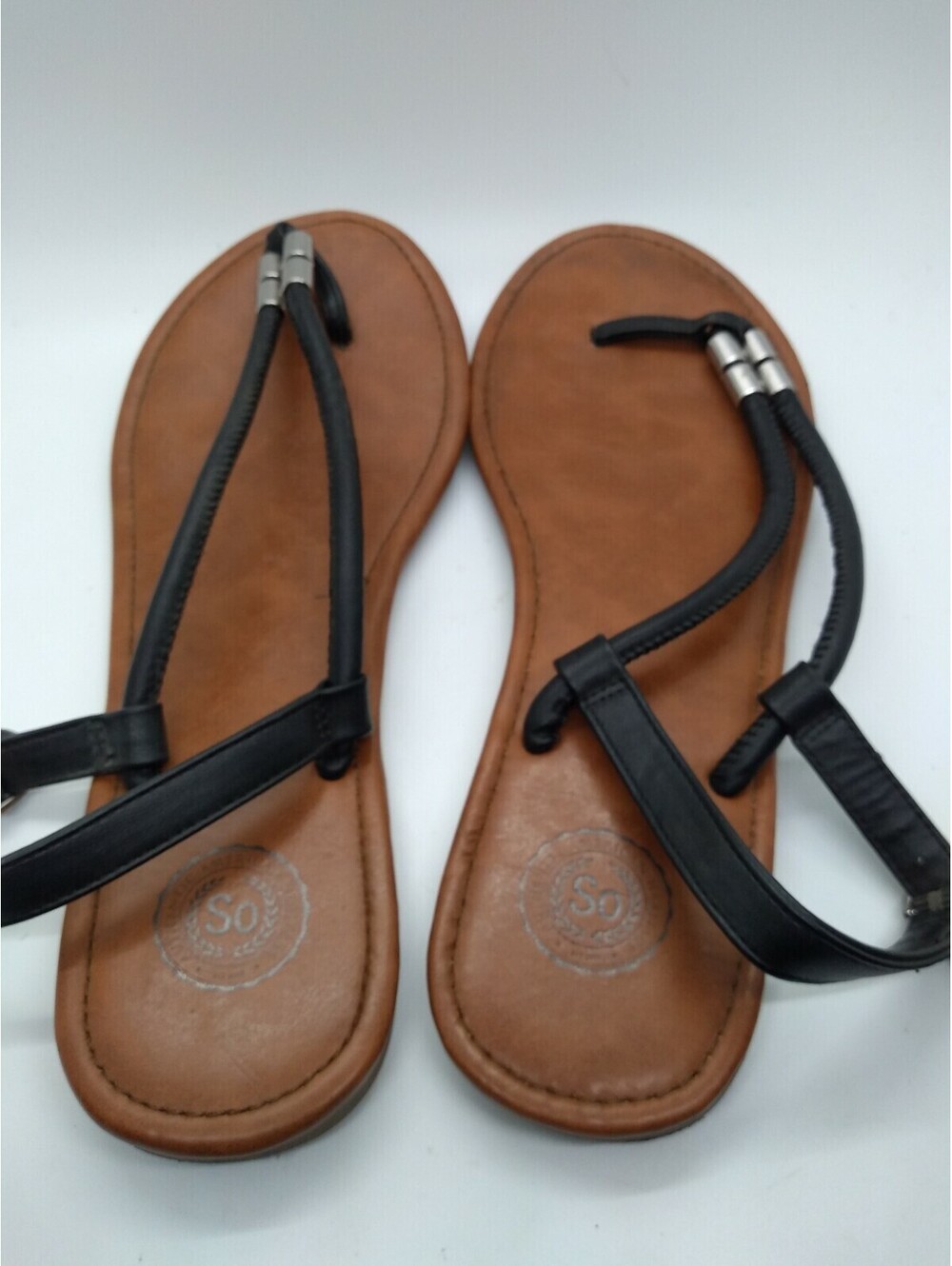 So womens flip flops Size 9m Black 202
